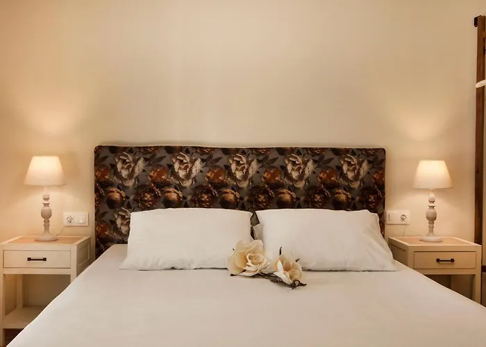 Bentzi...Boutique Apartment 6, Superior Suite For 4 Guests